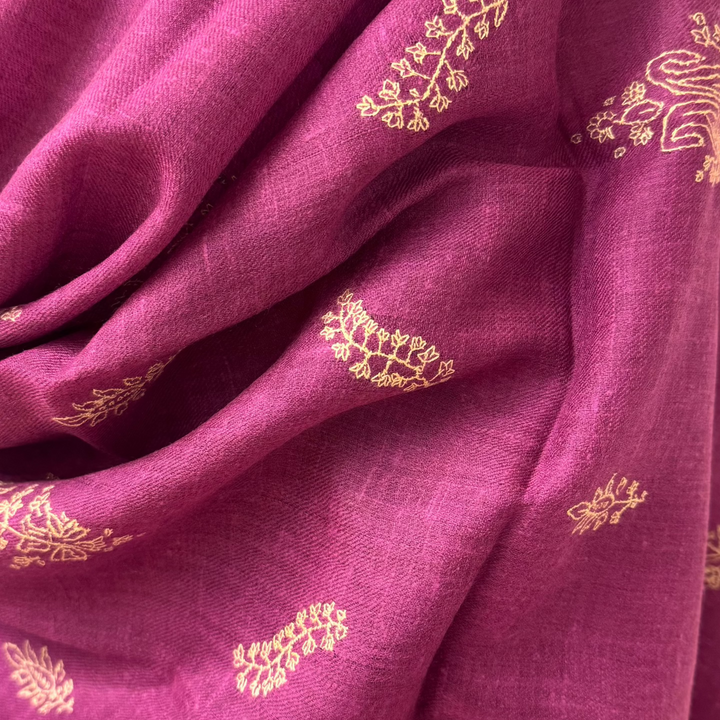 Magenta Pashmina shawl on mannequin