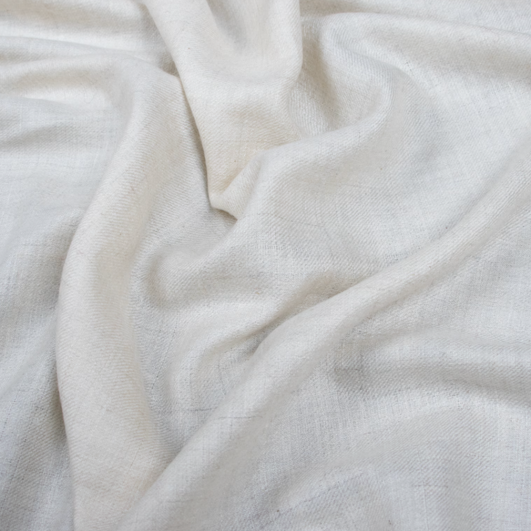 Natural Ladakhi Pashmina – Close-Up of Undyed Pure Cashmere Weave Texture & Natural Tone Detail | Indus Weavers