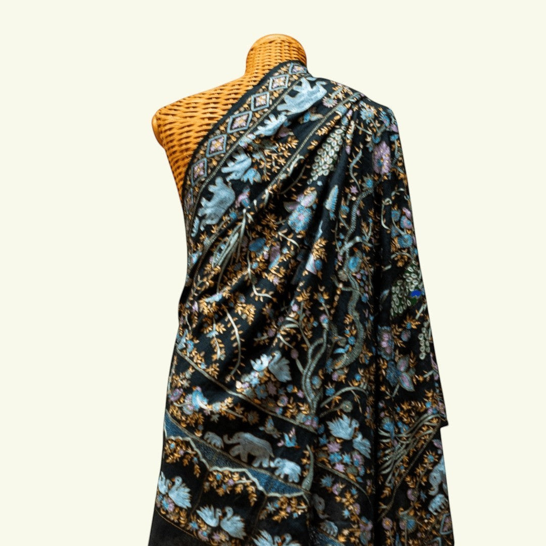 AYA Pure Pashmina Kalamkari Shawl – Flat Lay Showing Full 200x100cm Black Cashmere Wrap with Peacock Embroidery | Indus Weavers