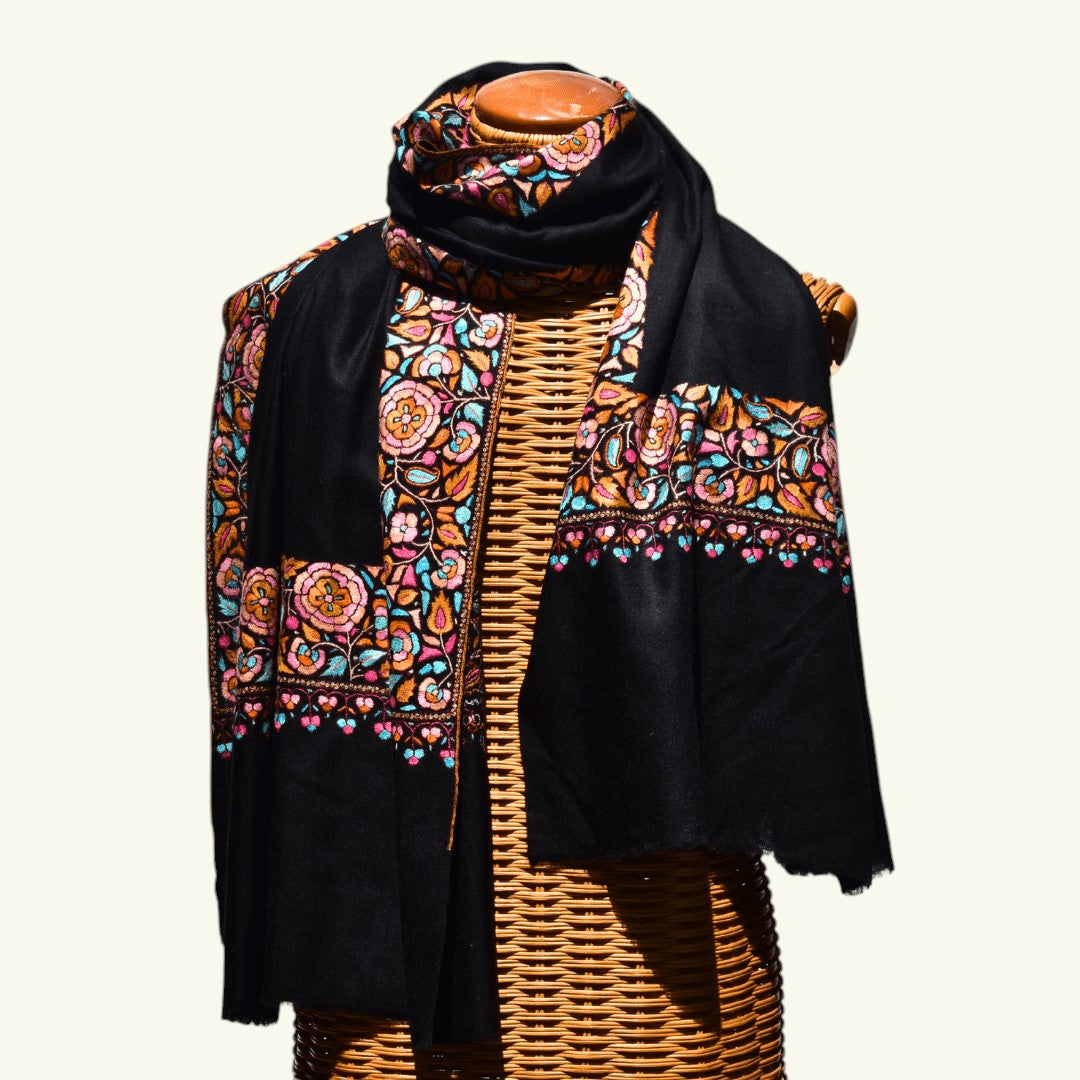KAYA Luxury Black Cashmere Wrap – Flat Lay Showing Full 200x100cm Pashmina Shawl with Floral Embroidered Borders | Indus Weavers