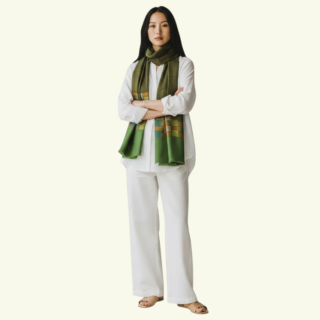 CUBIC Pure Pashmina Shawl – Flat Lay Showing Full 200x100cm Green Reversible Kani Handwoven Wrap | Indus Weavers