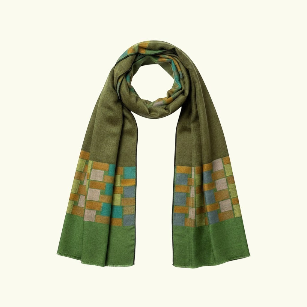 CUBIC Kani Pashmina Shawl – Close-Up of Intricate Geometric Kani Weave Pattern in Green & Multicolour | Indus Weavers