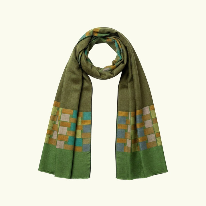 CUBIC Kani Pashmina Shawl – Close-Up of Intricate Geometric Kani Weave Pattern in Green & Multicolour | Indus Weavers
