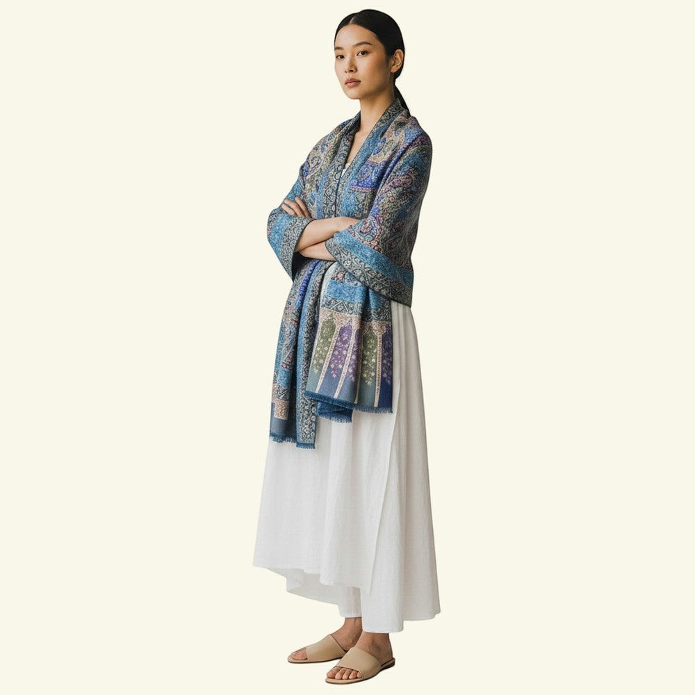 REGINA Kalamkari Pashmina – Close-Up of Hand-Painted Mandala Centre & Sozni Embroidery in Blue & Green | Indus Weavers