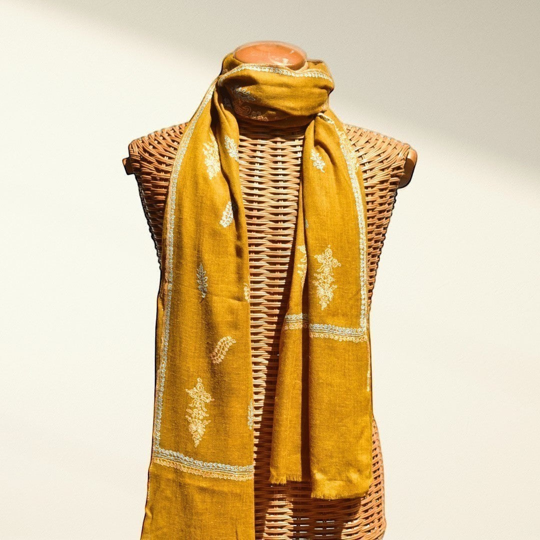 ORNELLA Kashmiri Pashmina Shawl – Close-Up of White Floral Sozni Embroidery & Silver Trim on Mustard Cashmere | Indus Weavers