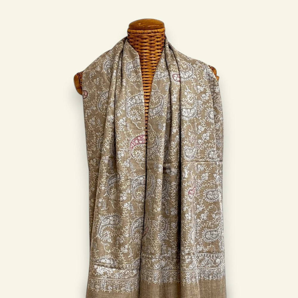 JALORA Pure Pashmina Shawl – Draped Lifestyle View Showing Semi-Jamawar Sozni Embroidery Pattern | Indus Weavers