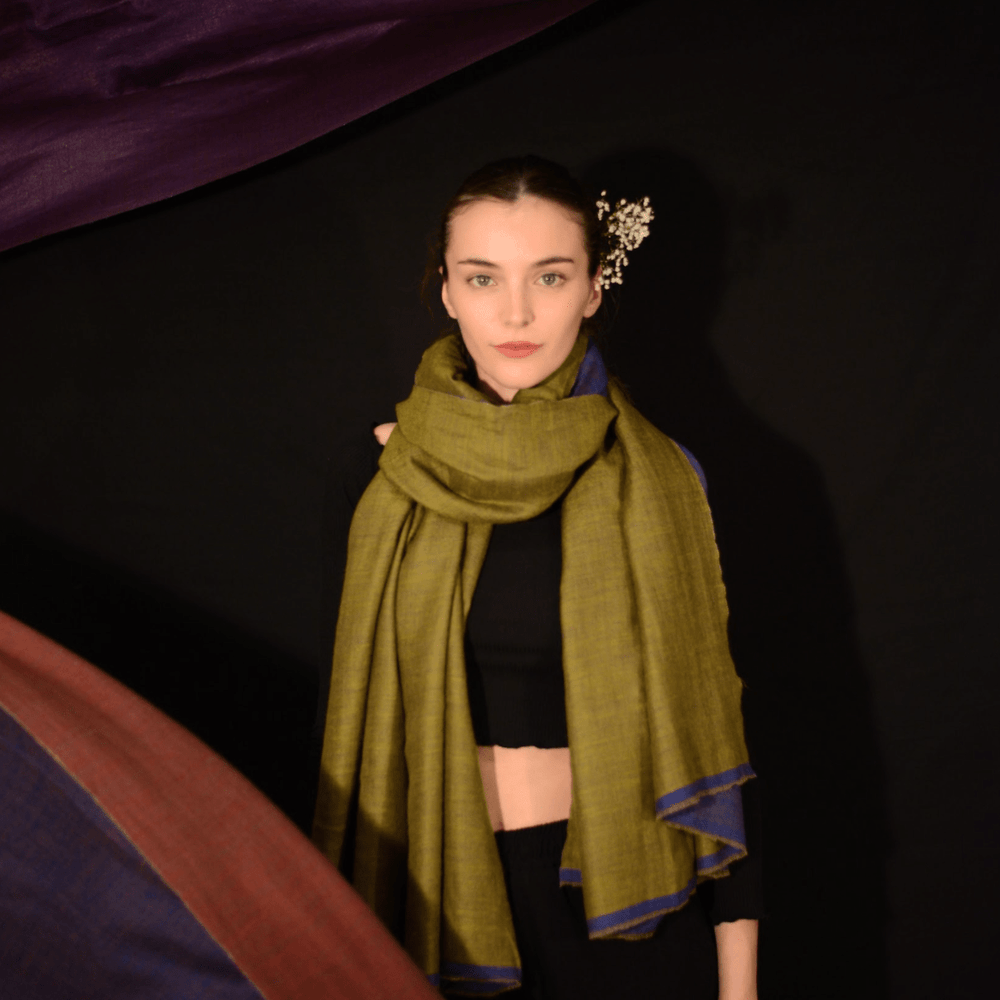 RAY Reversible Ladakhi Pashmina Shawl – Full View Mustard & Toosh Two-Tone Cashmere Wrap | Indus Weavers