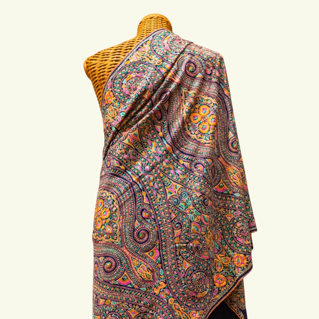 VICTORIA Jamawar Pashmina Shawl – Sozni Embroidery Detail on Pure Cashmere | Indus Weavers